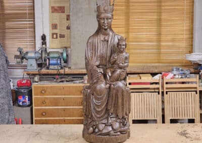 Nyskæring – billedhuggerarbejde af Fyrendal-Madonna o.1250, til Fyrendal kirke